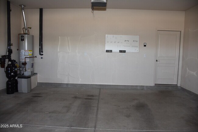 Building Photo - 4520 Leisure Ln
