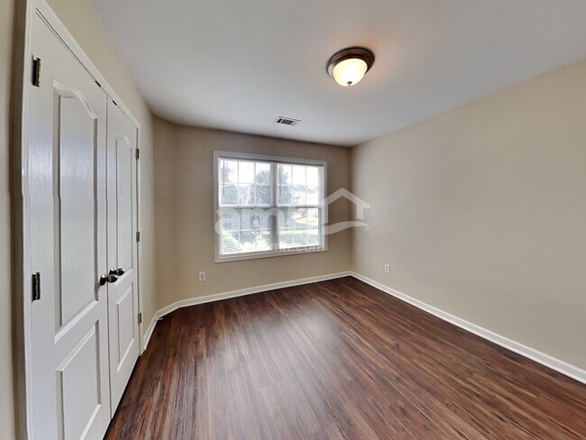 Building Photo - 6433 Grand Hickory Dr