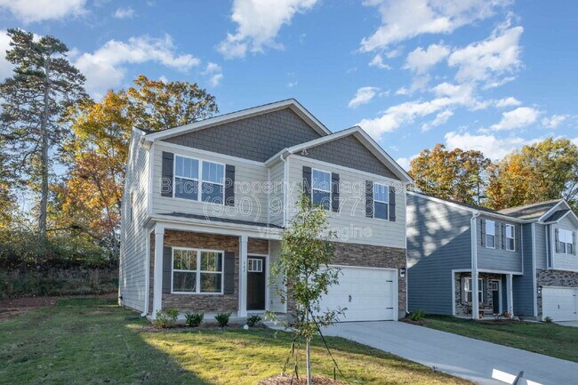 Building Photo - 142 Rustling Waters Dr