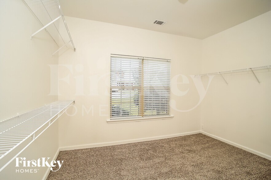 Building Photo - 23 Hamilton Blvd NW