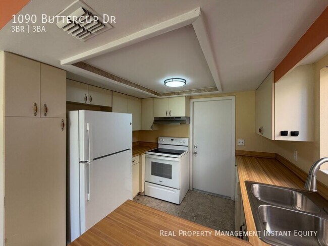 Building Photo - 1090 Buttercup Dr