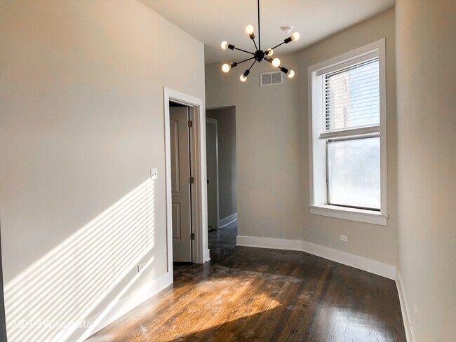 Building Photo - 2603 W Augusta Blvd