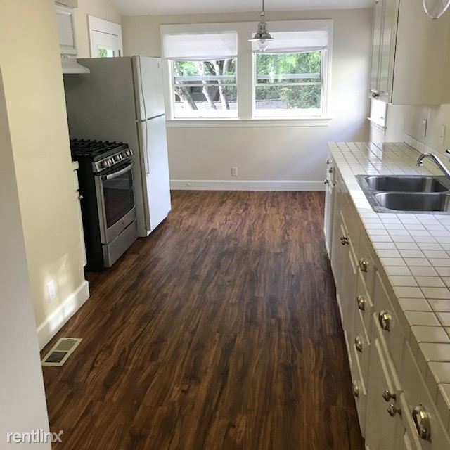 Building Photo - 4 br, 3 bath House - 42 Buena Vista Avenue