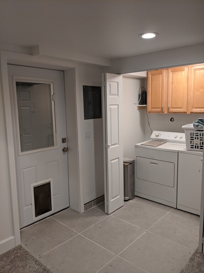 Building Photo - 8094 S Bryce Dr