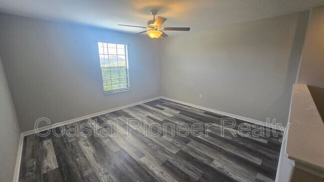 Building Photo - 9613 Sage Creek Dr