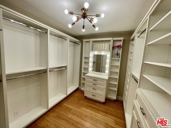 Building Photo - 5028 4th Ave