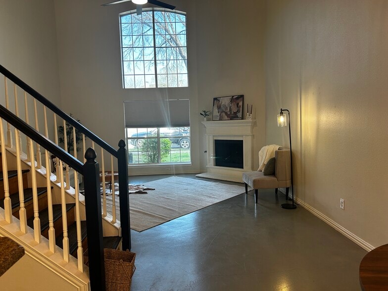 Building Photo - 1796 Massey Dr