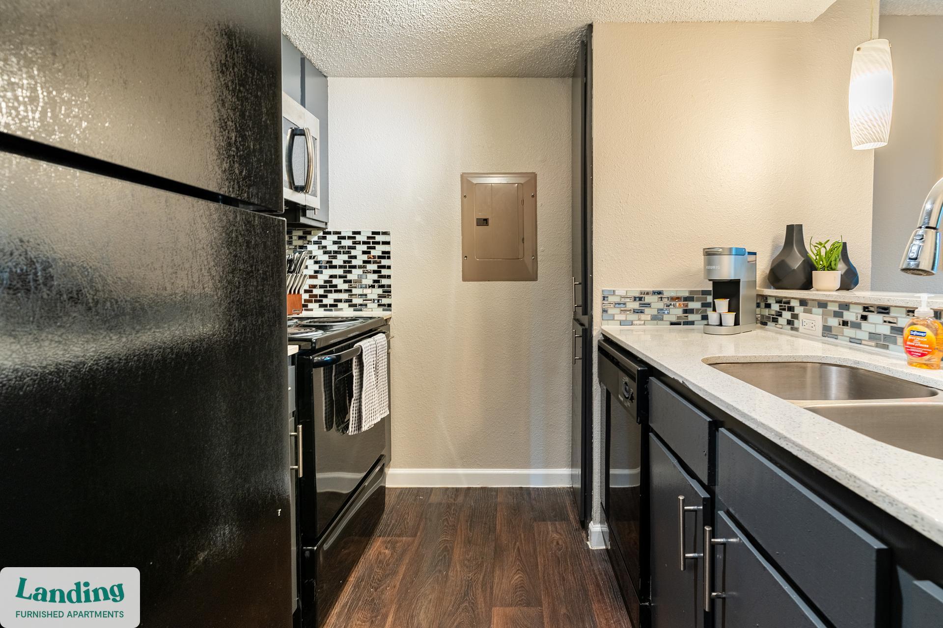 Building Photo - 711 Brentford Pl