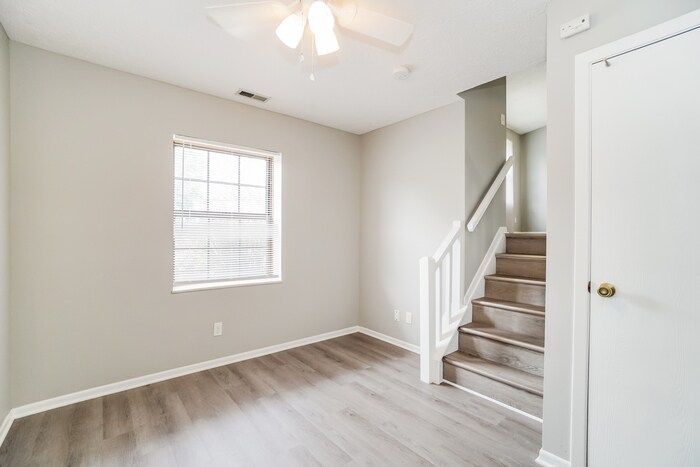Building Photo - 6840 Centennial Dr