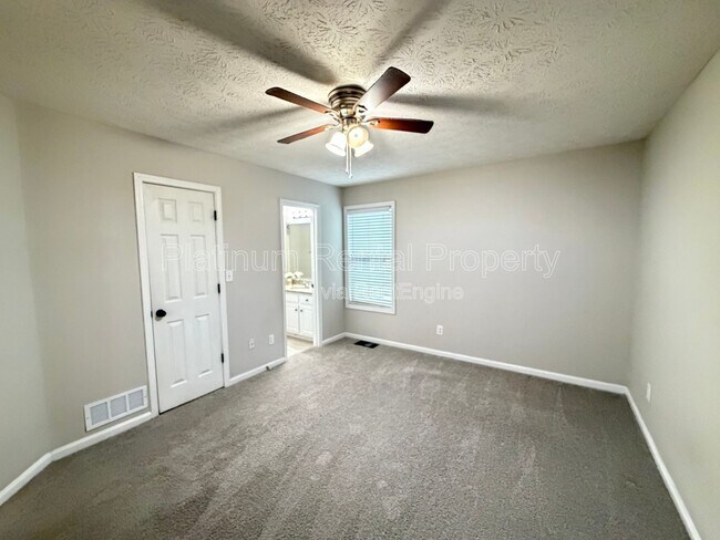 Building Photo - 2863 Estuary Dr