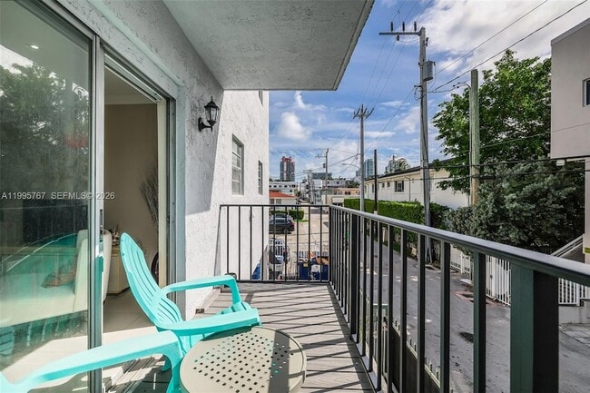 Building Photo - 618 Euclid Ave