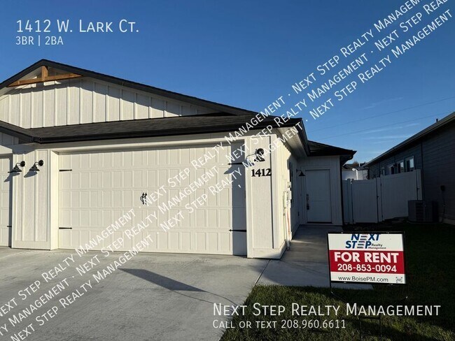 Primary Photo - 1412 W Lark Ct