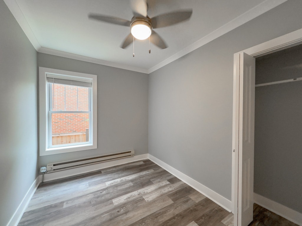 Building Photo - 2125 W Giddings St