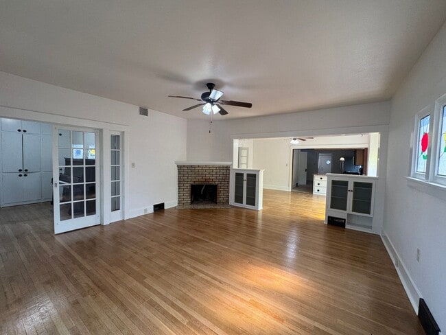 Primary Photo - Non-Refundable & Security Deposit Total: $...