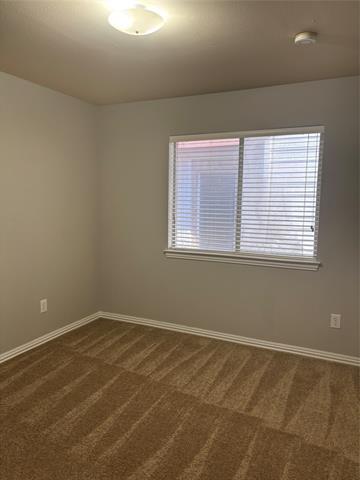 Building Photo - 1332 W Branch Hollow Dr