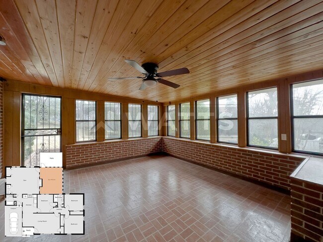 Building Photo - Spacious 3-Bed/2-Bath Home in Killough Springs