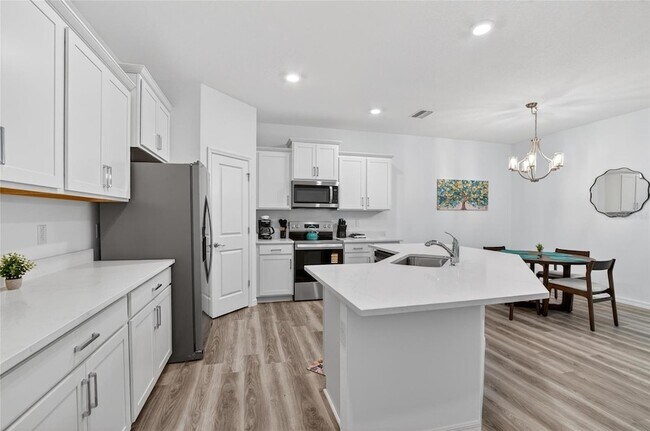 Building Photo - 4027 Westwood Flds Lp