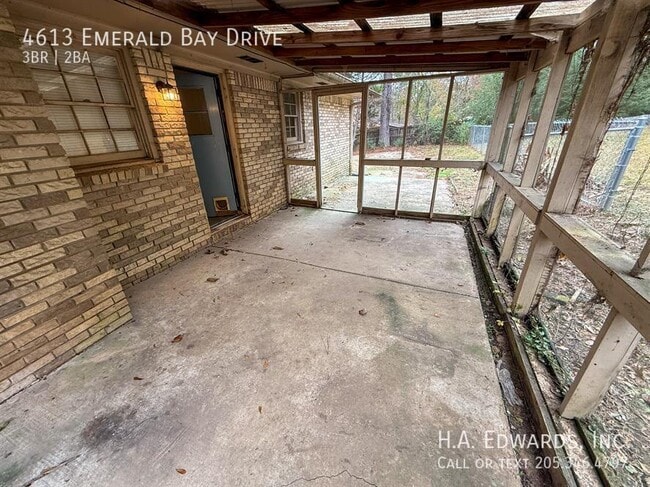 Building Photo - 4613 Emerald Bay Dr