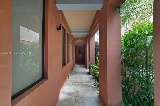 Building Photo - 6226 Paradise Point Dr