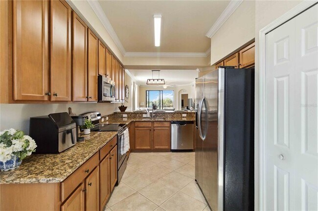 Building Photo - 7015 River Hammock Dr