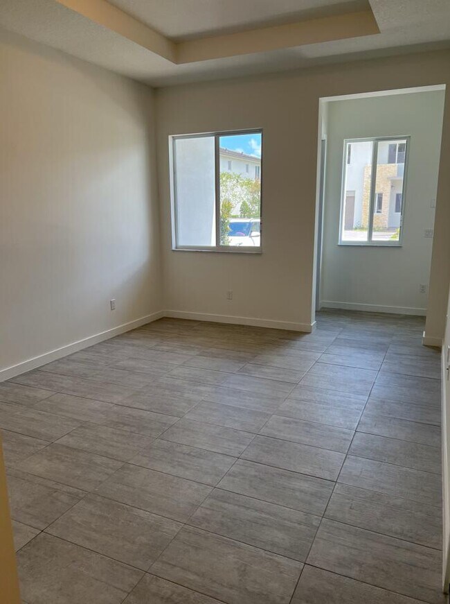 Building Photo - 1510 Pioneer Way