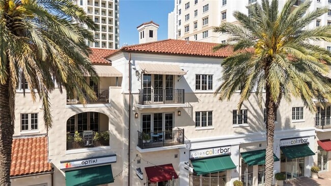 Building Photo - 300 Beach Dr NE