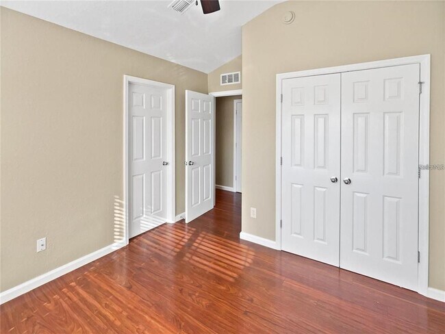 Building Photo - 4970 SW 45th St