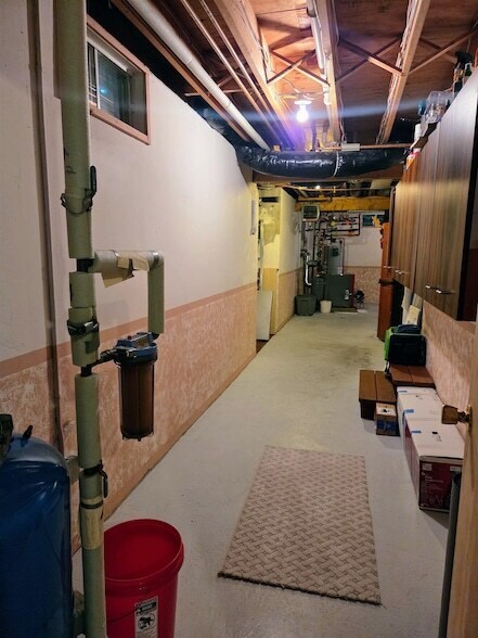 Building Photo - 10 Bull Moose Rd