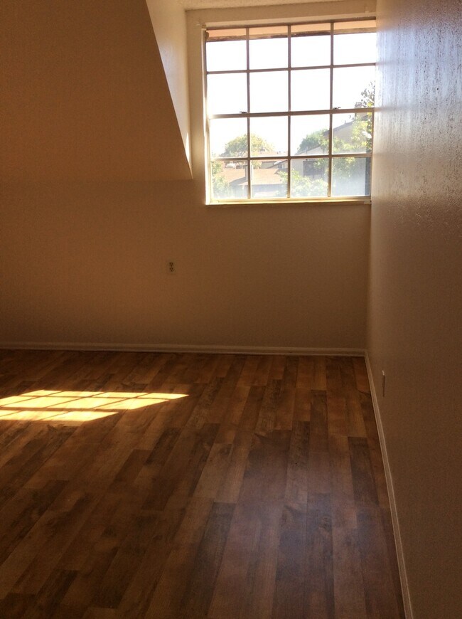 Building Photo - Arborwood Condo in North Boulder