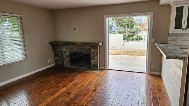 Building Photo - CESPED - AMAZING VIEWS, LUXURY UPDATED 4 BR HOME IN TIERRASANTA