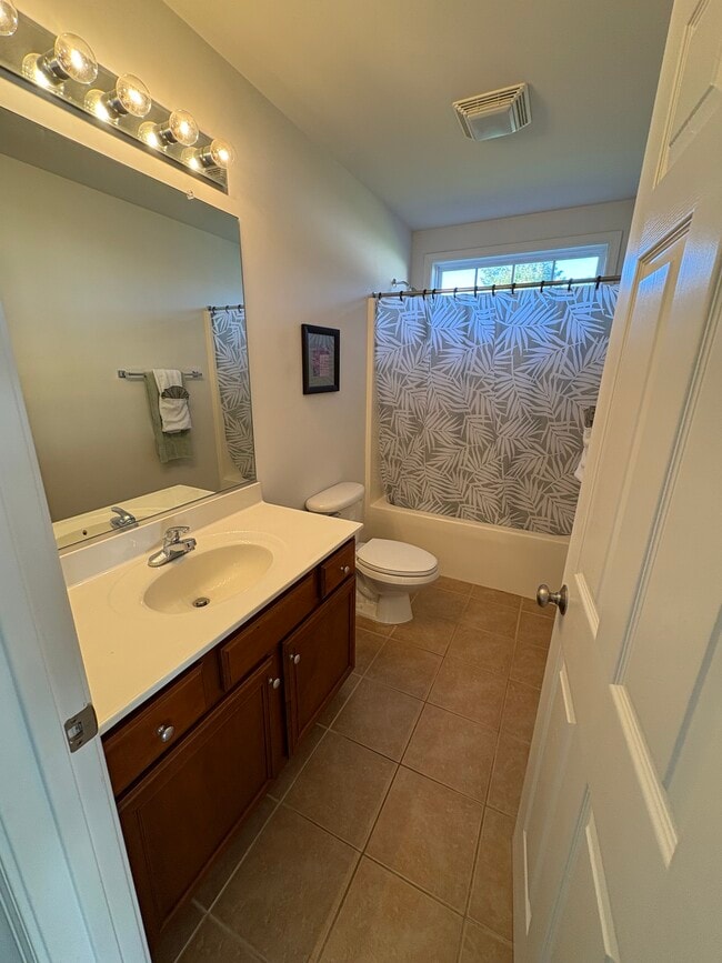Building Photo - 5638 Roundup Cir