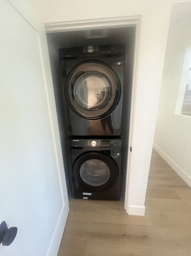 Building Photo - Beautifully Remodeled 4 Bedroom Home