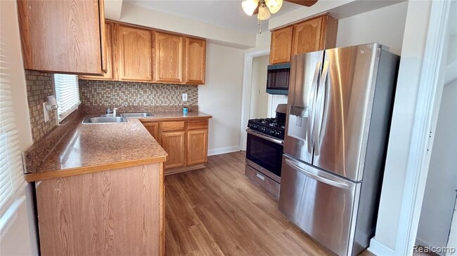 Building Photo - 291 Arlington St