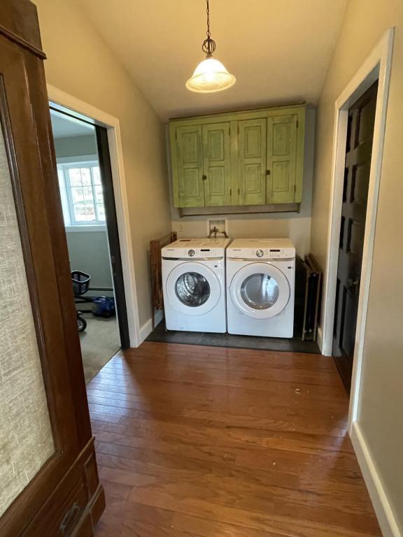 Building Photo - 67 Graham Rd