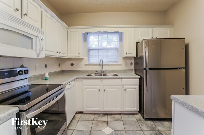 Building Photo - 7820 Capps Ferry Rd