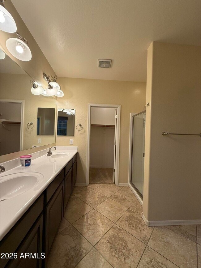 Building Photo - 9242 W Meadow Dr