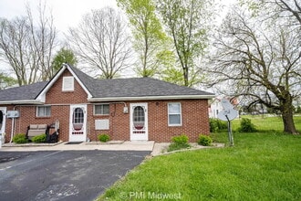 Building Photo - "Cozy Studio Living: Efficient & Affordable Space in Greenfield, IN!"