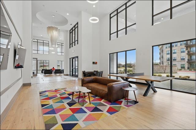 Building Photo - 2700 Old Denton Rd