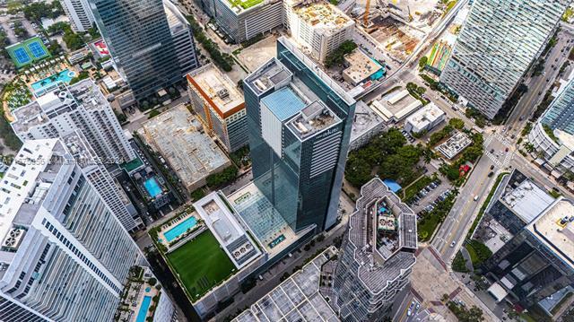 Building Photo - 1395 Brickell Ave