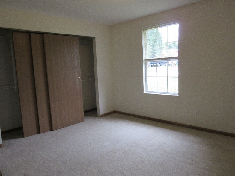 Building Photo - 4237 Auburn Rd