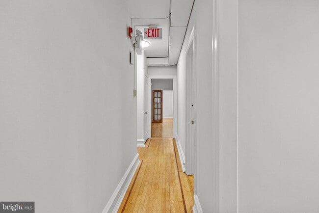 Building Photo - 87 E Butler Ave