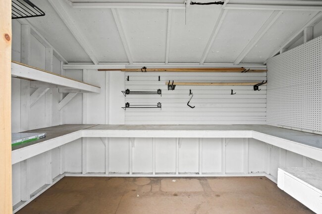 Building Photo - Welcome to the Eastgate Community of West ...