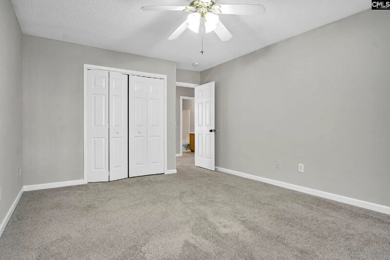 Building Photo - 303 Castle Ridge Dr