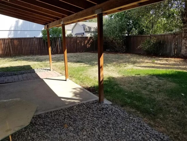 Building Photo - 5386 Burbank St N