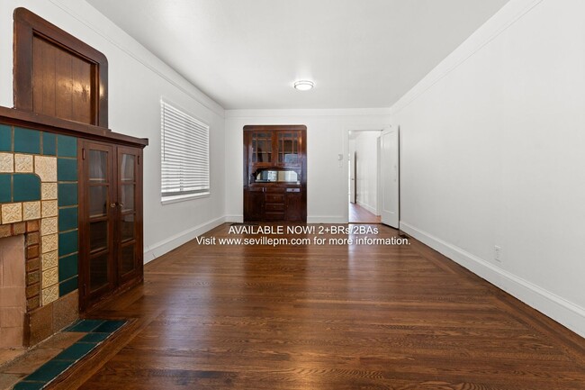 Building Photo - WELCOME HOME! Spacious, updated, and ready...