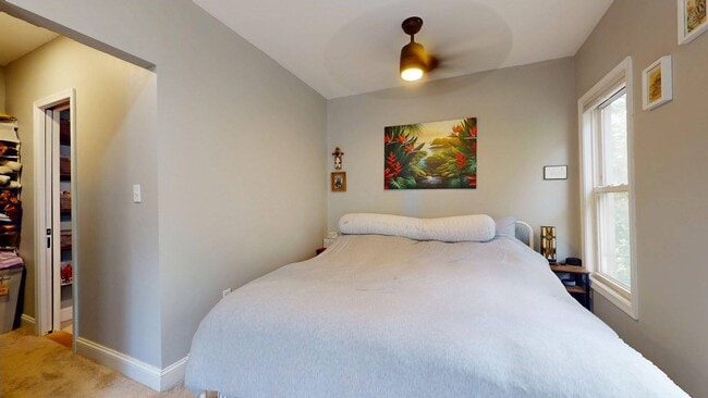 Building Photo - 1328 Morris Rd SE