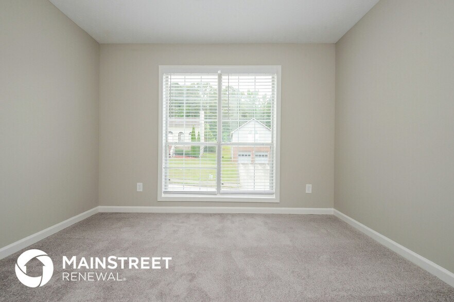 Building Photo - 2580 Riverwood Spring