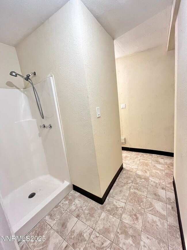 Building Photo - 1695 Trabert Way