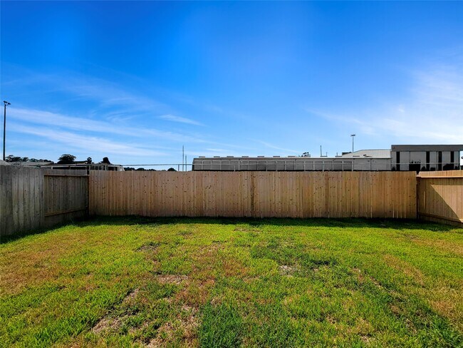 Building Photo - 10819 Red Orchid Dr