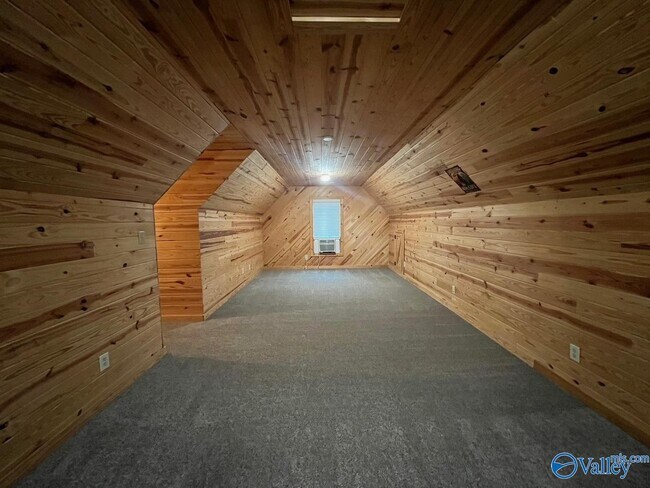 Building Photo - 146 Bob White Dr